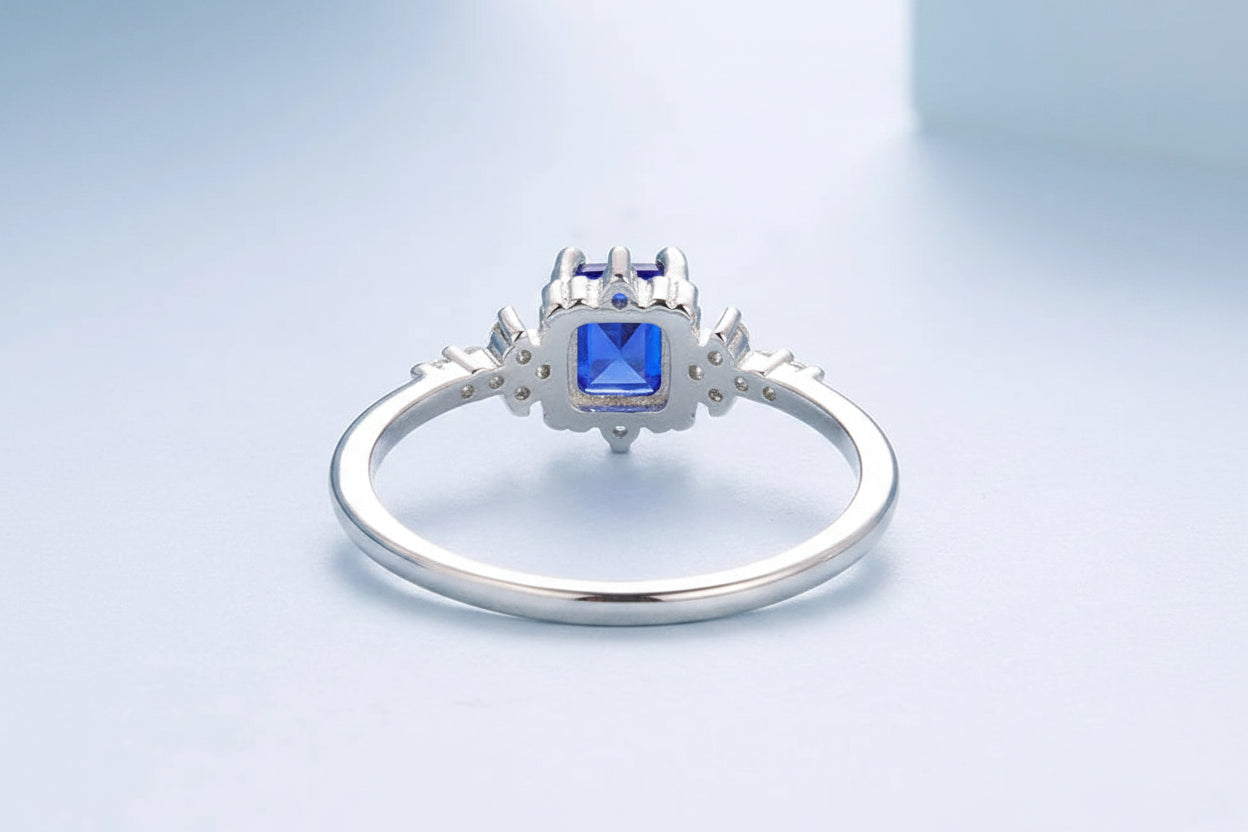 Anello in Argento Sterling 925 con Spinello Blu e Zirconi per Donna
