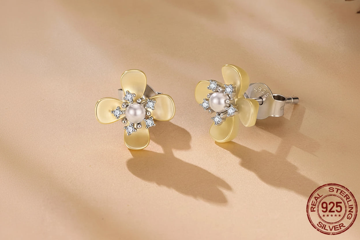 Orecchini a Bottone in Argento Sterling 925 con Cristallo a Forma di Osmanto Placcato Oro Bianco