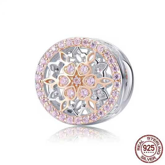Charm rotondo con perline